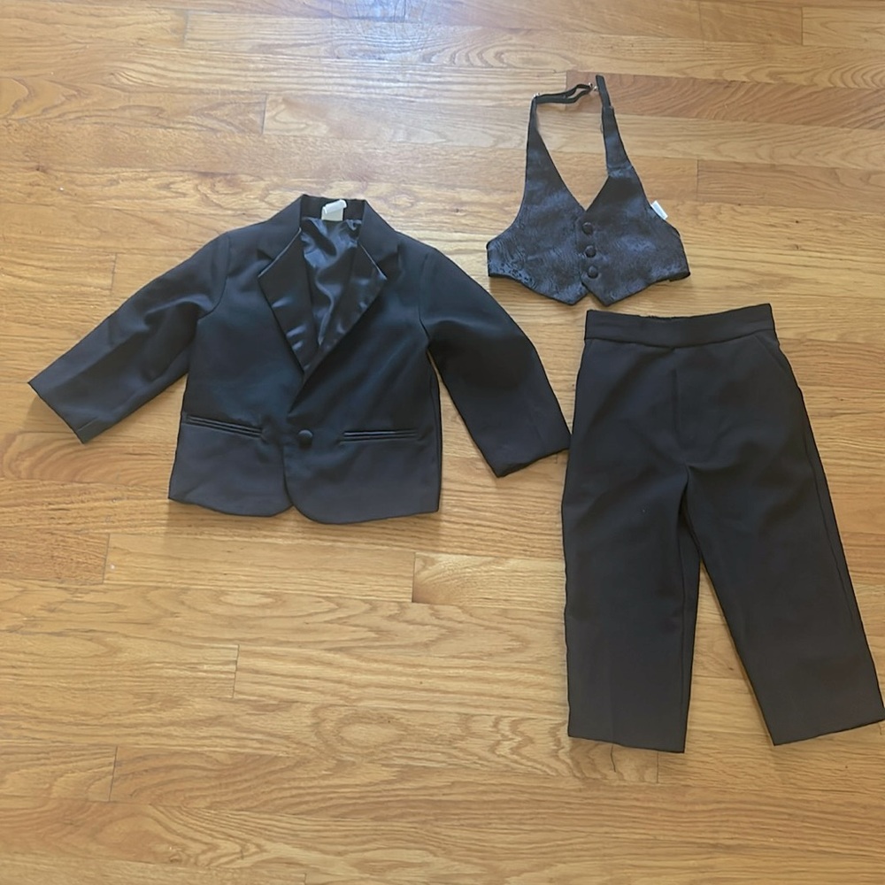 2T black Tuxedo jacket vest pants wedding ring bearer